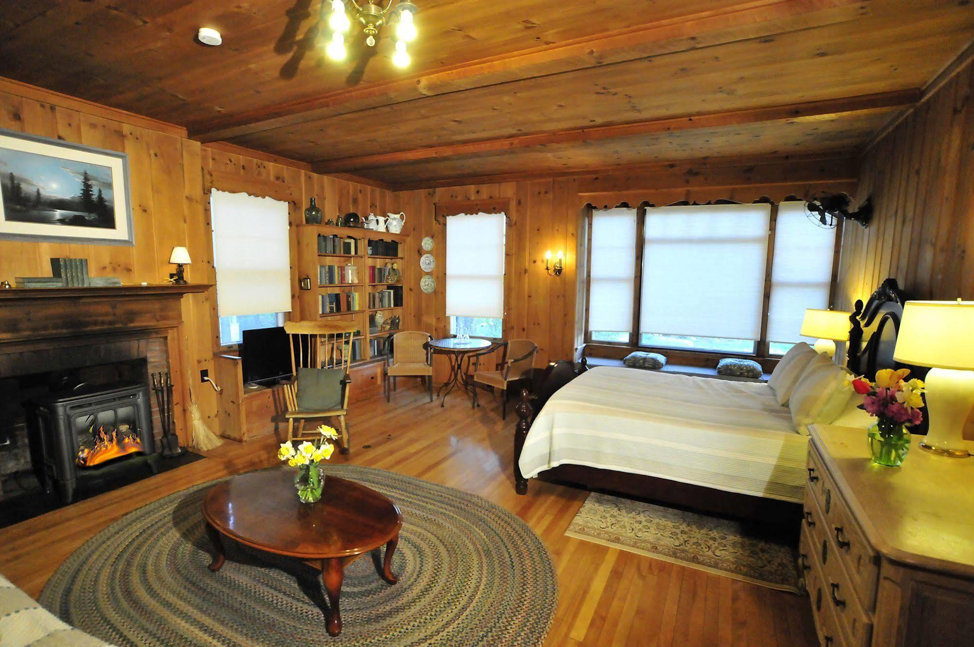 The Brewster Inn 덱스터 외부 사진
