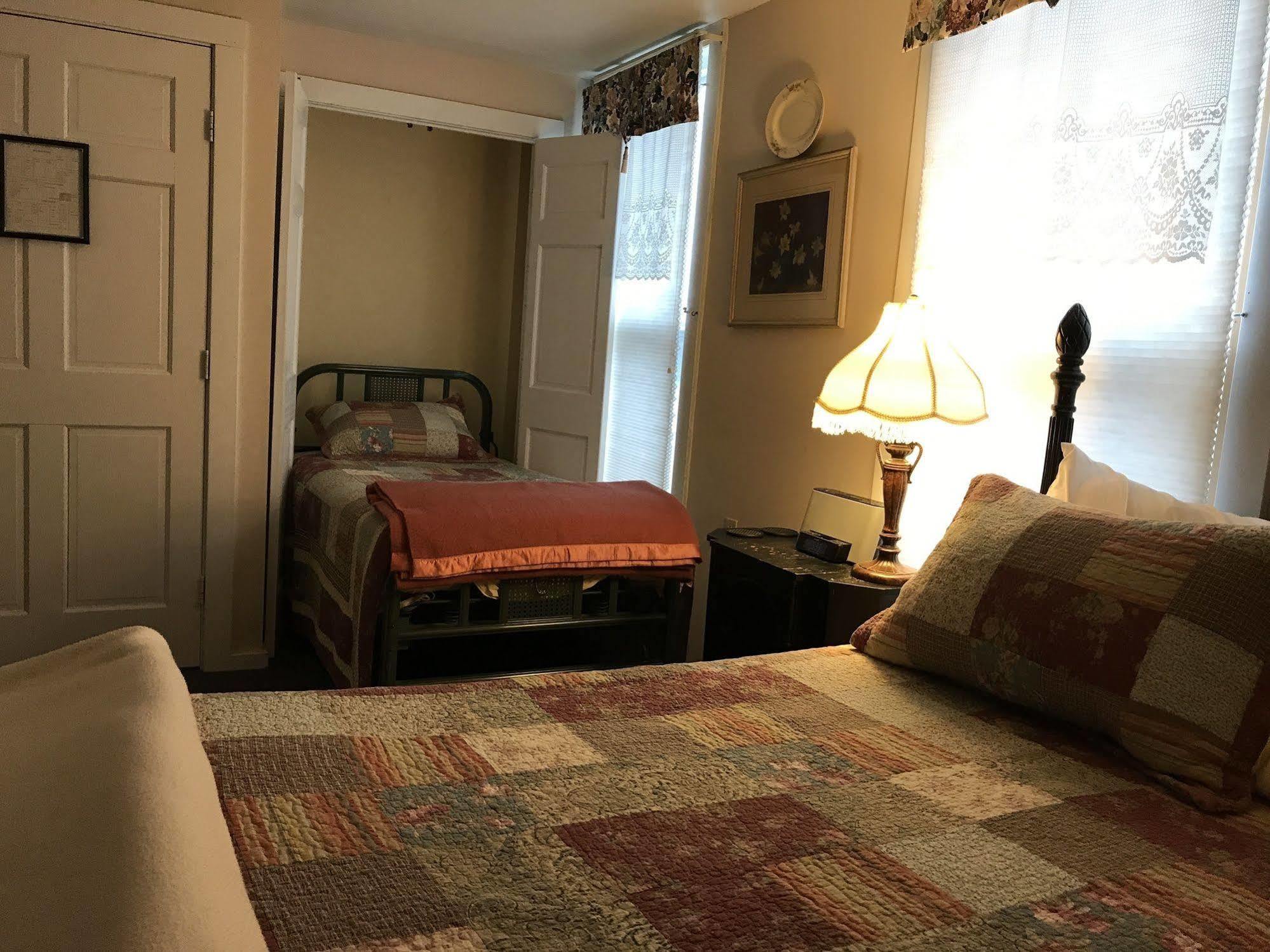 The Brewster Inn 덱스터 외부 사진
